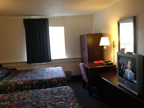 Hotel 6-wichita, Ks Wichita